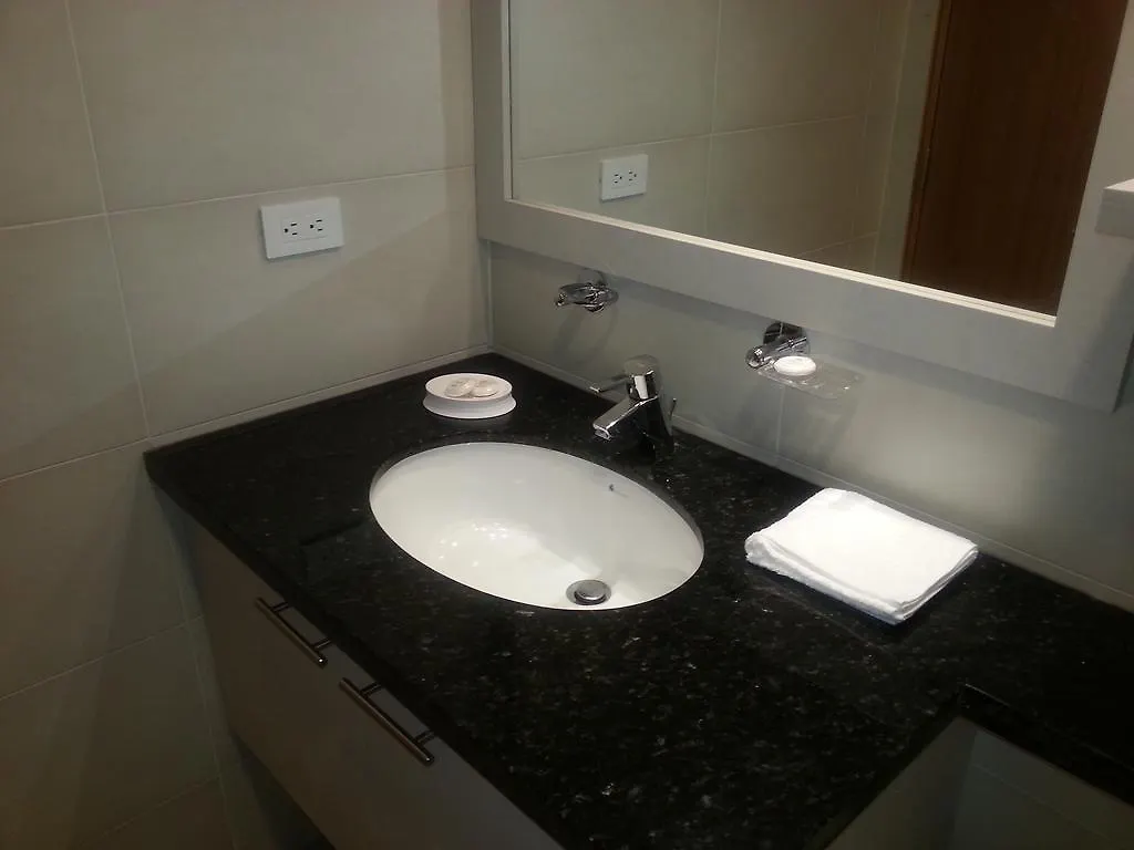 Suites Metropoli Edificio Torino Quito Apartment